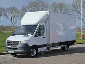 Mercedes-Benz Sprinter (2023) thumbnail 2