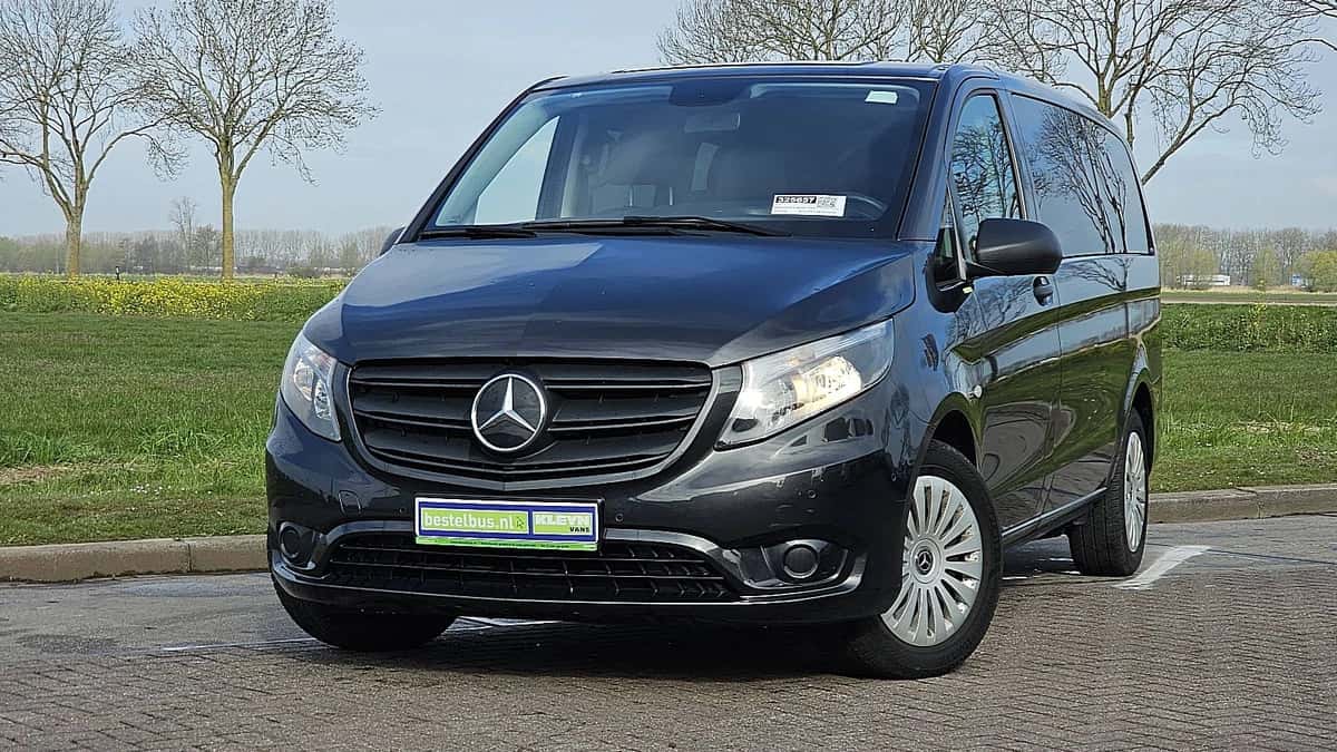 Mercedes-Benz Vito (2023) — foto 1