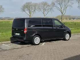 Mercedes-Benz Vito (2023) thumbnail 3