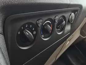 Ford Transit (2016) thumbnail 9