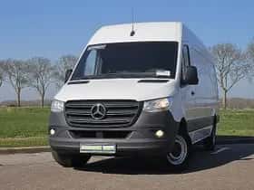 Mercedes-Benz Sprinter (2021) thumbnail 1