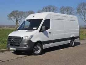 Mercedes-Benz Sprinter (2021) thumbnail 2