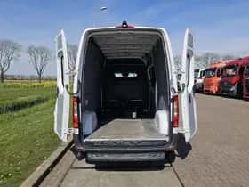 Mercedes-Benz Sprinter (2021) thumbnail 12
