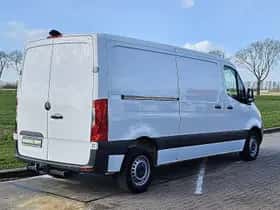 Mercedes-Benz Sprinter (2021) thumbnail 3
