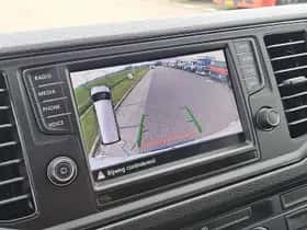 Volkswagen Crafter (2018) thumbnail 11