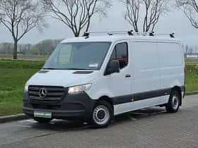 Mercedes-Benz Sprinter (2021) thumbnail 2