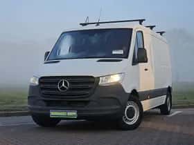 Mercedes-Benz Sprinter (2021) thumbnail 1