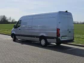 Mercedes-Benz eSprinter (2024) thumbnail 5