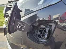 Mercedes-Benz eVito (2024) thumbnail 19
