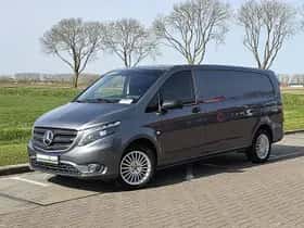 Mercedes-Benz eVito (2023) thumbnail 2