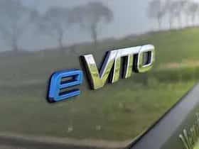 Mercedes-Benz eVito (2023) thumbnail 21