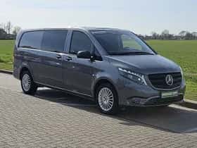 Mercedes-Benz eVito (2023) thumbnail 4