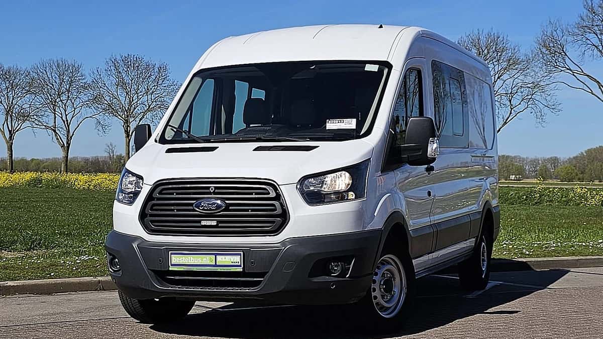 Ford Transit (2018) — foto 1