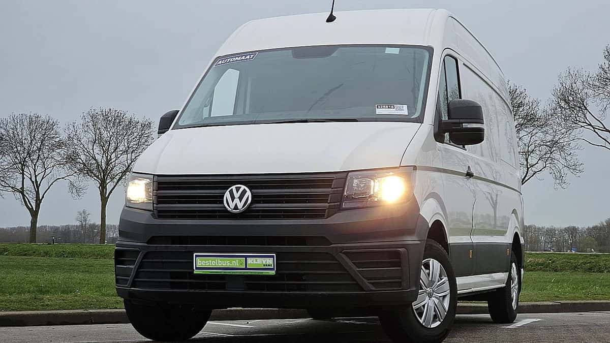 Volkswagen Crafter (2023) — foto 1