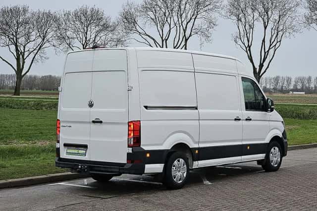 Volkswagen Crafter (2023) thumbnail 3