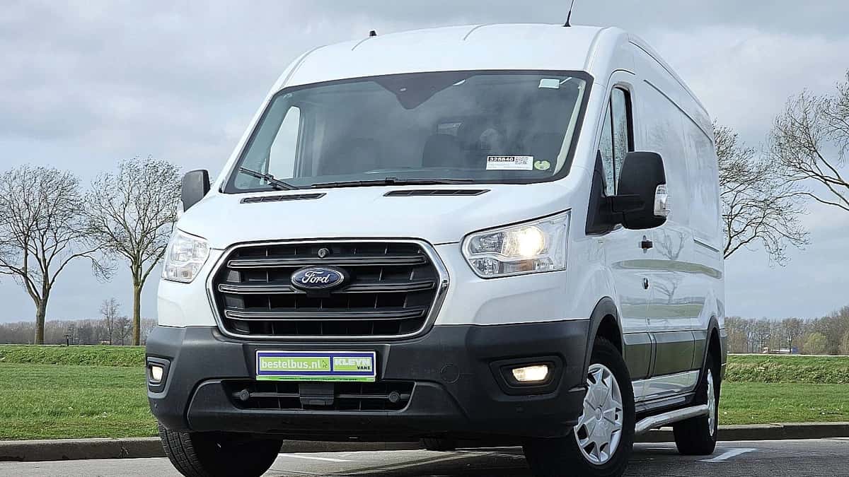 Ford Transit (2021) — foto 1