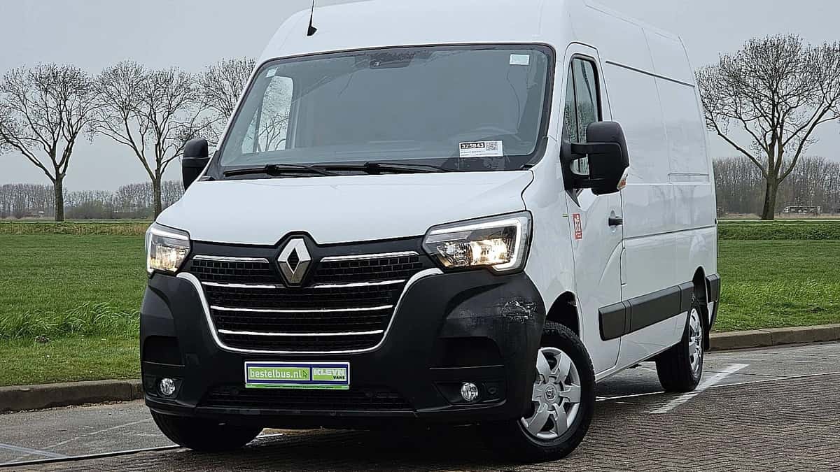 Renault Master (2023) — foto 1