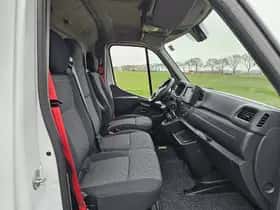 Renault Master (2023) thumbnail 6