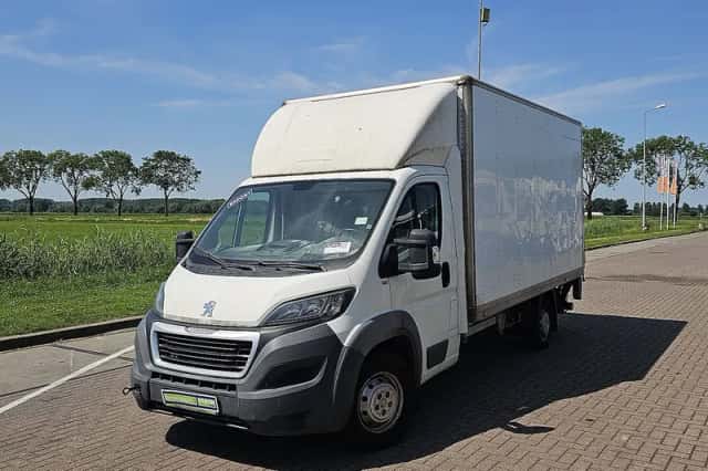 Peugeot Boxer (2017) thumbnail 2