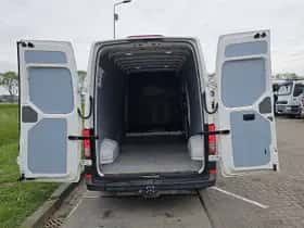 Volkswagen Crafter (2024) thumbnail 11