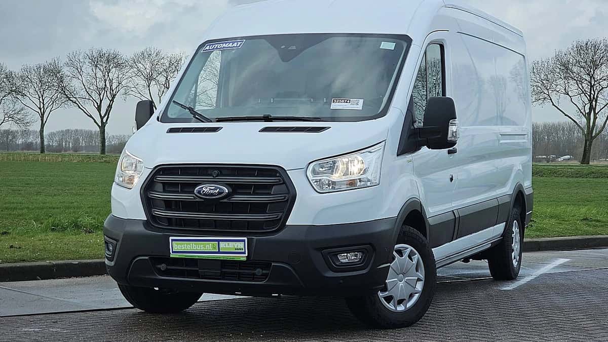 Ford Transit (2024) — foto 1