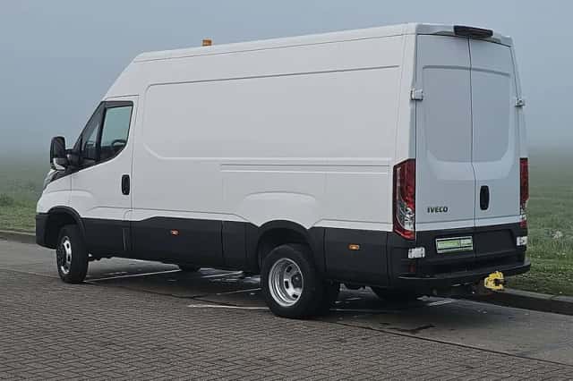 Iveco Daily (2023) thumbnail 5