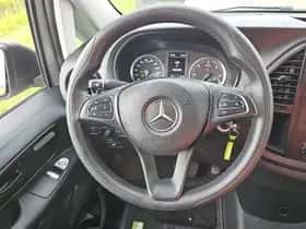 Mercedes-Benz Vito (2021) thumbnail 11