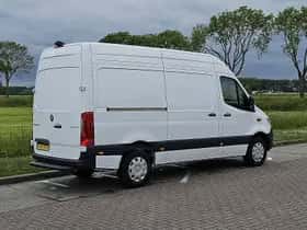 Mercedes-Benz Sprinter (2024) thumbnail 3