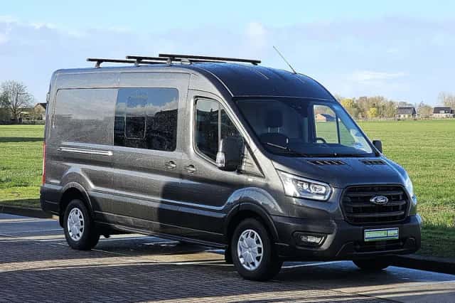 Ford Transit (2023) thumbnail 4