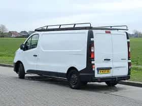 Renault Trafic (2017) thumbnail 5