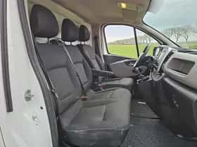 Renault Trafic (2017) thumbnail 6