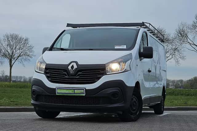 Renault Trafic (2017) thumbnail 1