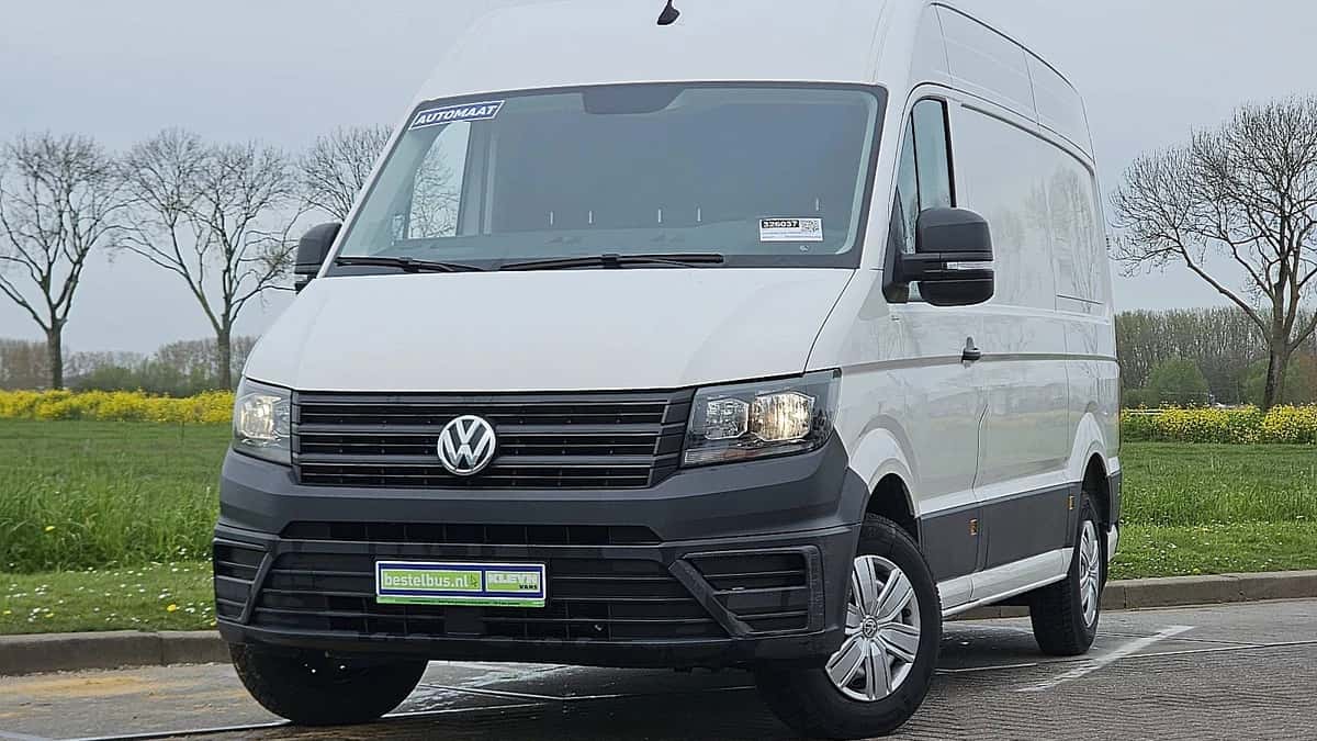 Volkswagen Crafter (2023) — foto 1