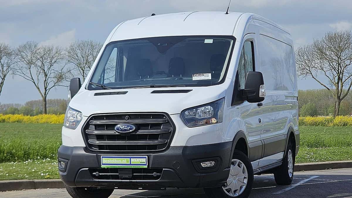 Ford Transit (2023) — foto 1