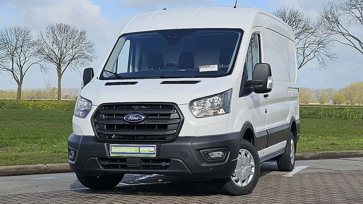 Ford Transit (2023) — foto 1