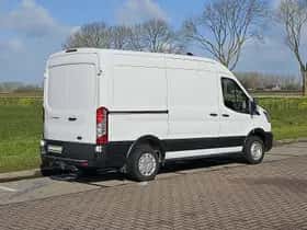 Ford Transit (2023) thumbnail 3