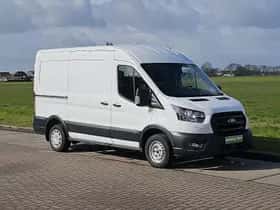 Ford Transit (2023) thumbnail 4