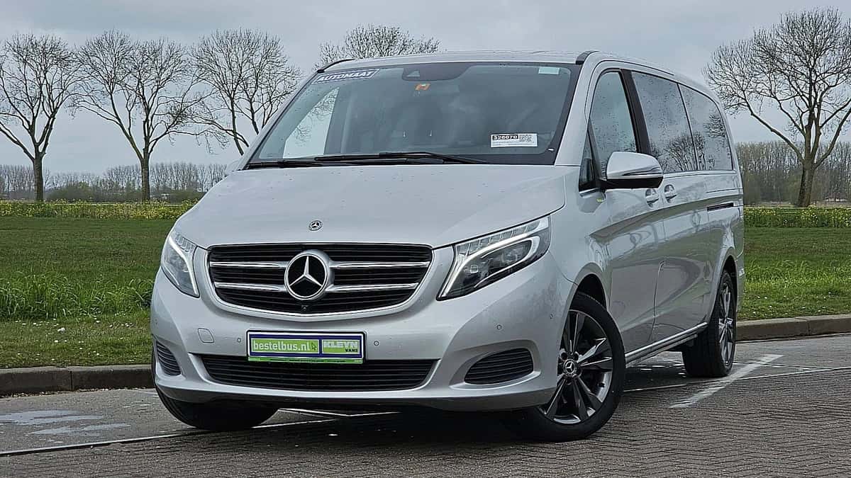 Mercedes-Benz V-Klasse (2018) — foto 1