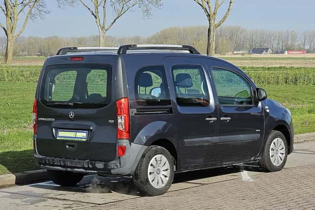 Mercedes-Benz Citan (2016) thumbnail 3