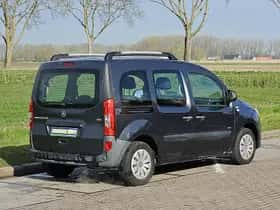 Mercedes-Benz Citan (2016) thumbnail 3