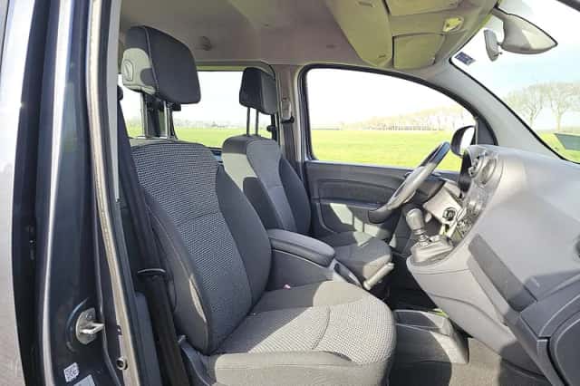 Mercedes-Benz Citan (2016) thumbnail 6