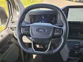 Ford Transit (2024) thumbnail 10