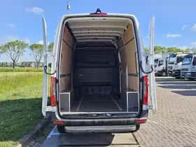 Mercedes-Benz Sprinter (2024) thumbnail 14