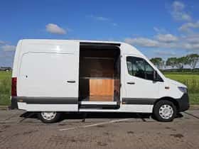 Mercedes-Benz Sprinter (2024) thumbnail 15