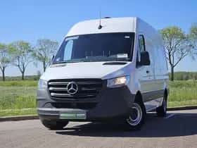 Mercedes-Benz Sprinter (2021) thumbnail 1