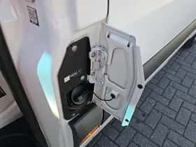 Mercedes-Benz Sprinter (2021) thumbnail 21