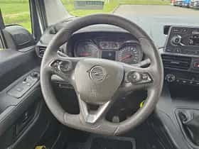 Opel Combo (2021) thumbnail 9