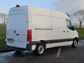 Mercedes-Benz Sprinter (2018) thumbnail 3