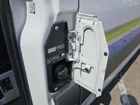 Mercedes-Benz Sprinter (2022) thumbnail 16