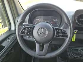 Mercedes-Benz Sprinter (2022) thumbnail 10